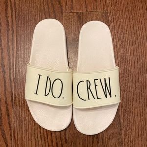 Rae Dunn “I do crew” bride/bridesmaid slides